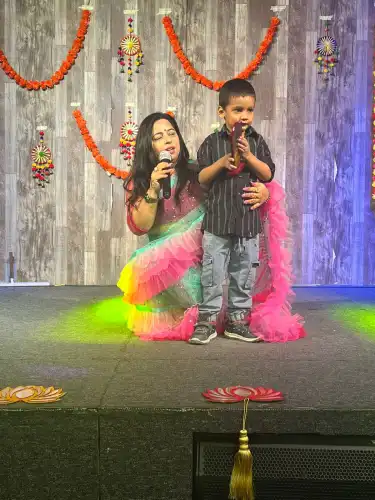 SHINE LIKE A STAR कार्यक्रम का शानदार आयोजन ।