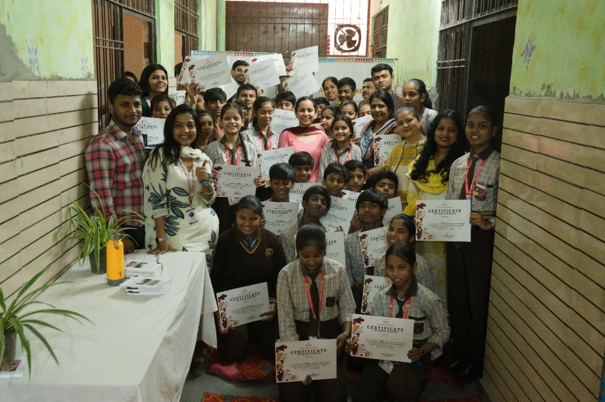 नवज्योति पब्लिक स्कूल में हुआ मिड-ईयर लर्निंग शोकेस, बच्चों की अंग्रेजी सीखने की क्षमता ने सबका मन जीता