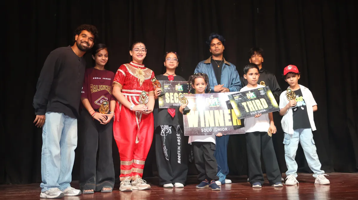 एक ही दिन में दो अलग-अलग राष्ट्रीय स्तर के डांस कॉम्पिटिशन में शानदार प्रदर्शन करते हुए डांस प्लैनेट सोसाइटी, सूरज मल विहार के छात्रों ने टॉप स्थान हासिल किए