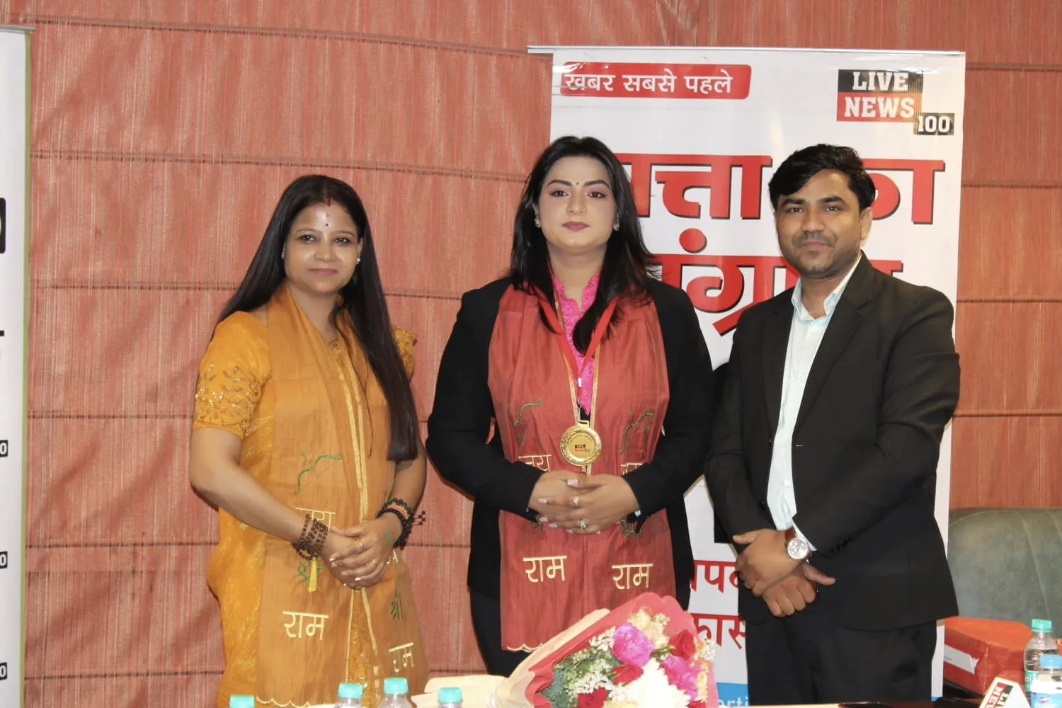 एडवोकेट पूजा बेनीवाल के साथ चीफ एडिटर ,ब्यूरो चीफ लाइव न्यूज100